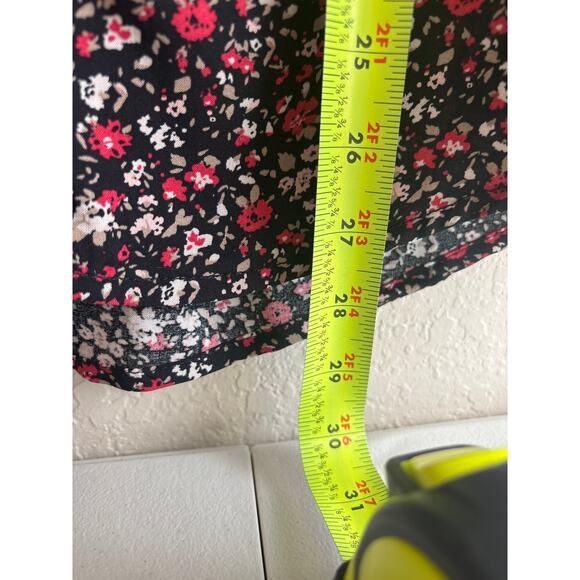 Beachlunchlounge Black Floral Long Sleeve Button Down 
Size S - Picture 9 of 9